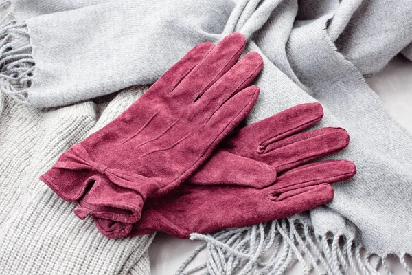 Lapos feküdt kényelmes meleg ruhát a hideg időjárás. Kényelmes — Stock Fotó