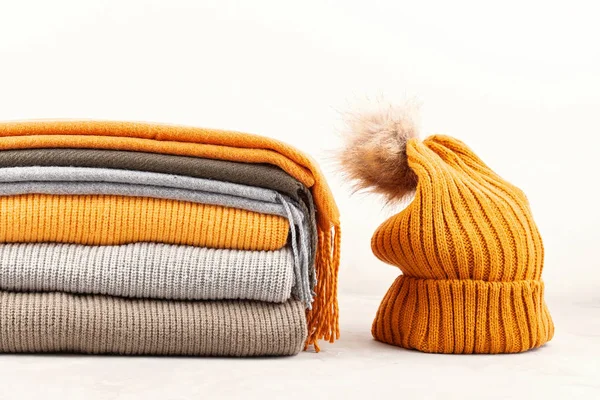 Comfort warm outfit for cold weather. Comfortable autumn, winter — Stock Photo, Image