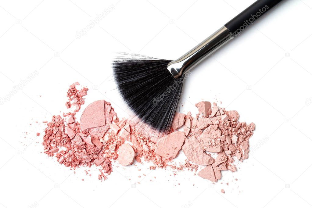 Professional make-up brush on crushed blush. Make up artist, beauty salon, beauty blog 