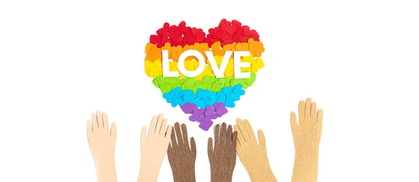 Cuore Carta Con Strisce Colore Arcobaleno Simbolo Dell Orgoglio Gay — Foto Stock