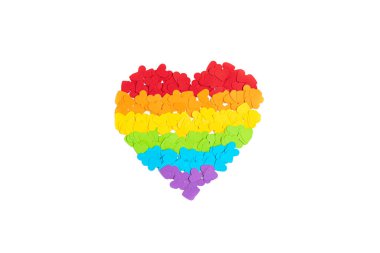 LGBT gay Pride sembolü gökkuşağı renkli kağıt kalp. Aşk, çeşitlilik, hoşgörü, eşitlik kavramı