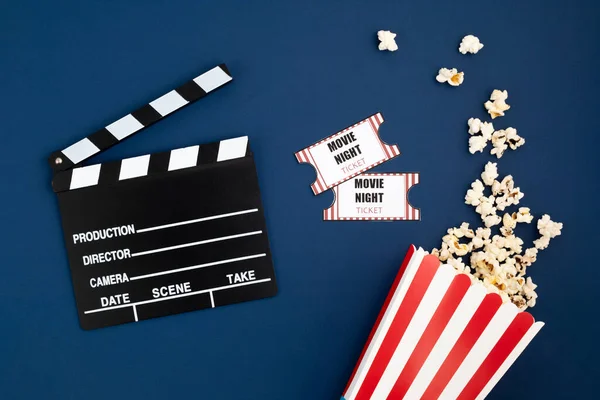 Movie Clapperboard Cinema Tickets Home Movie Night Party Invitation Top — Stock Photo, Image