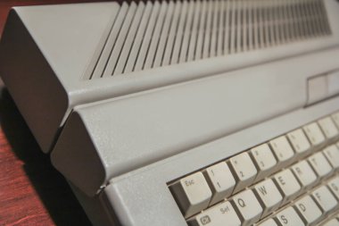 gri vintage bilgisayar klavye