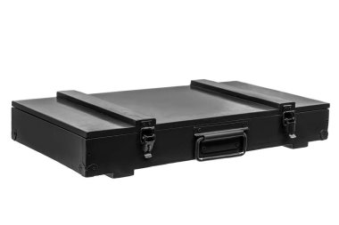 Beyaz arka plan üzerinde izole silahlar için ahşap kara kutu