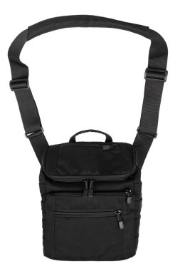 Beyaz arka plan üzerinde izole taktik omuz çantası