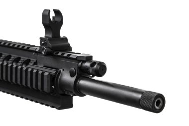 Beyaz arka plan üzerinde izole Modern otomatik tüfek