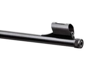 Beyaz arka plan üzerinde izole ahşap av tüfeği