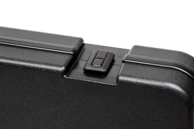 Beyaz arka plan üzerinde izole silahlar için siyah çantası