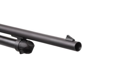 Av tüfeği beyaz arkaplanda izole edildi