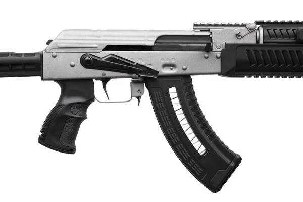 在白色背景查出的现代黑银色自动步枪 — 图库照片