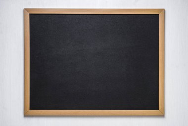 tebeşir tahtası Beyaz ahşap zemin üzerinde