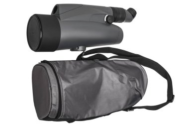 Beyaz arka plan üzerinde izole bir tripod üzerinde modern teleskop