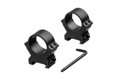 Beyaz arka planda izole edilmiş bir tüfeğin dürbünü için yapılmış hızlı bir bağlantı kopması. Keskin nişancı Dürbünü Hızlıca Bırak 