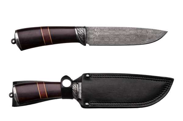 Damascus steel hunting knife with wooden handle in black leather
