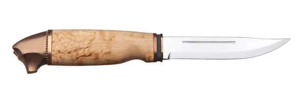 Охотничий нож с деревянной ручкой на белой спине — стоковое фото
