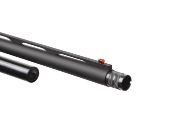 Beyaz Modern siyah tüfek izole