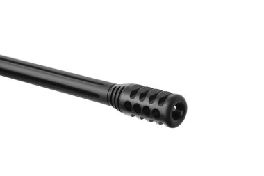 Teleskopik görüş ile Hava tüfeği beyaz bir arka planda izole.