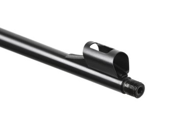 Klasik cıvata Carbine. 22LR ile bir ahşap popo izole beyaz