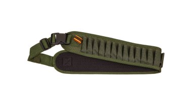 12 kalibrelik fişekler için modern bandocular beyaz arka planda izole edilir. Kartuş kemeri zeytin yeşili. Avcılar ve katiller için suç ortağı.