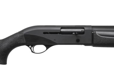 Modern yarı otomatik tüfek. Spor ve av için silahlar. Siyah silah beyaz arkaplanda izole edildi.