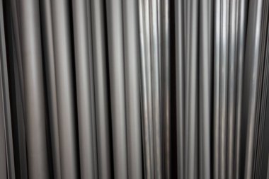 Metal doku arka plan veya çelik arka plan. Farklı kesit Alüminyum profilden yaratıcı arka plan.