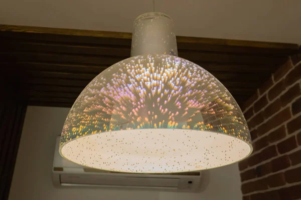 Lampadario Meduse Cristalline Con Sfondo Nero — Foto Stock