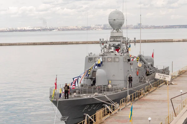 Navio de guerra turco no porto de Odessa. Forças militares da OTAN na Ucrânia. Odessa. Ucrânia. 2019.03.06 — Fotografia de Stock