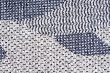 Grinin farklı tonlarında Haki kamuflaj kumaş.