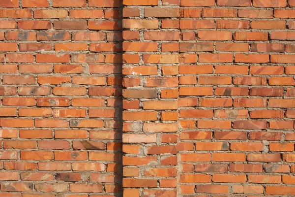 Gammal röd tegelvägg. Kreativ vintage naturlig bakgrund. — Stockfoto