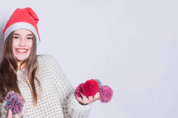 Noël Les Gens Concept Vente Portrait Adolescente Heureuse Chapeau Santa — Photo