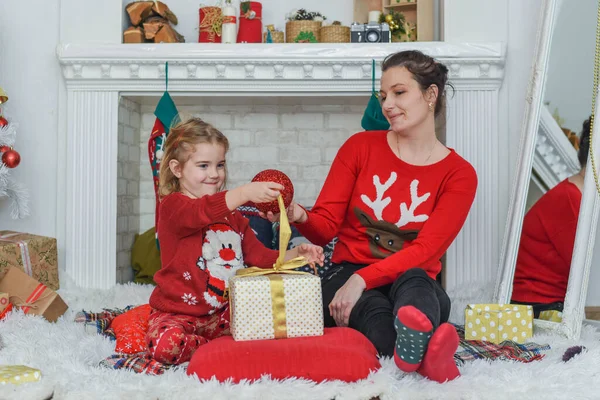 Joyeux Noël Joyeuses Fêtes Maman Fille Ont Fyn Matin Avant — Photo