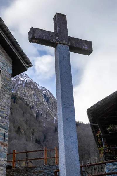 Panorama Hor Vrcholy Sníh Vesnic Potoky Stezky Poblíž Alagna Valsesia — Stock fotografie