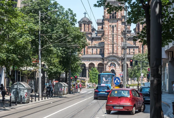 Vista Calle Tráfico Capital Serbia Belgrado Serbia Con Iglesia San — Foto de Stock