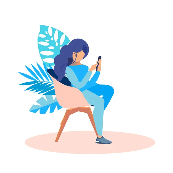 Девушка сидит в кресле с плоской иллюстрацией телефона — стоковый вектор