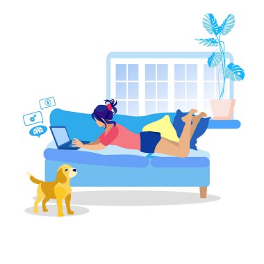 Dizüstü Bilgisayarüzerinde Çalışan ve Evde Para Kazanan Kadın