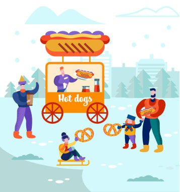 Çocuklu Erkekler Stall, Kiosk Hot Dogs yakınında Walk