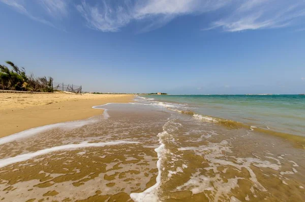 海とビーチと美しい海の背景 — ストック写真