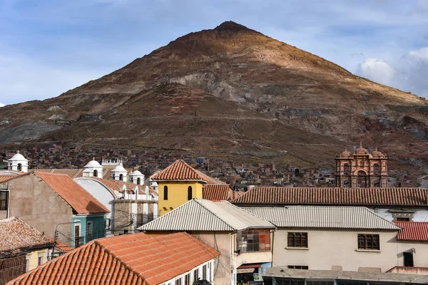 Θέα Στο Βουνό Cerro Rico Από Την Ταράτσα Του Παρεκκλήσι — Φωτογραφία Αρχείου