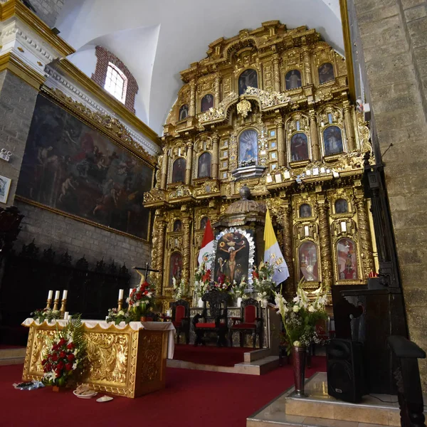 Decoración Interior Catedral Huamanga Basílica Santa María Ayacucho Perú — Foto de Stock