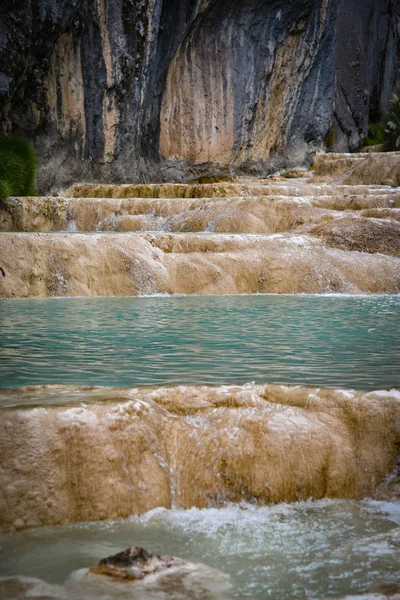 Millpu Lagoon Uma Série Deslumbrantes Piscinas Naturais Turquesa Perto Cidade — Fotografia de Stock