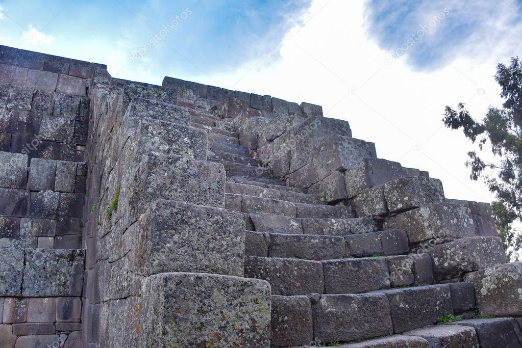 Stone walls and pyramids at the Usnu de Vilcashuaman, constructed by the Inca to preside over the most important ceremonies of the Tahuantinsuyo Empire. Ayacucho, Peru