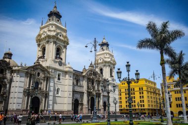 Lima, Peru: Lima 'daki Katedral ve Plaza de Armas