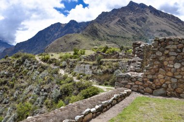 Machu Picchu için İnka Trail Gün 1 Patallacta ve Llactapata İnka kalıntıları