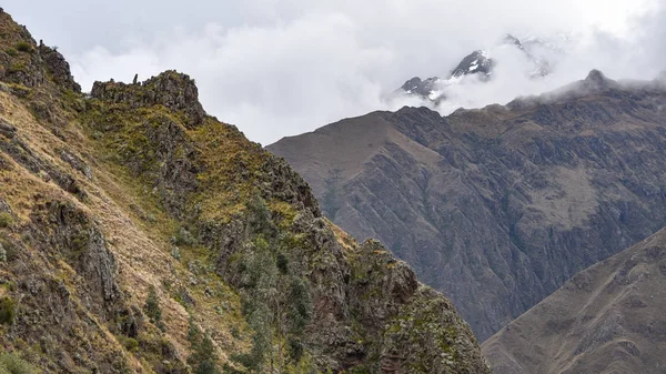 Mount Veronica az inkák szent völgye felett, Cuzco, Peru — Stock Fotó