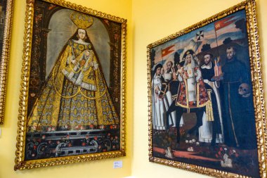 Lima, Peru - Pedro de Osma müzesinde sergilenen İspanyol sömürge dini sanat eserleri.