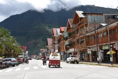 Oxapampa, Peru: Peru 'nun Oxapampa kentindeki Alp binaları