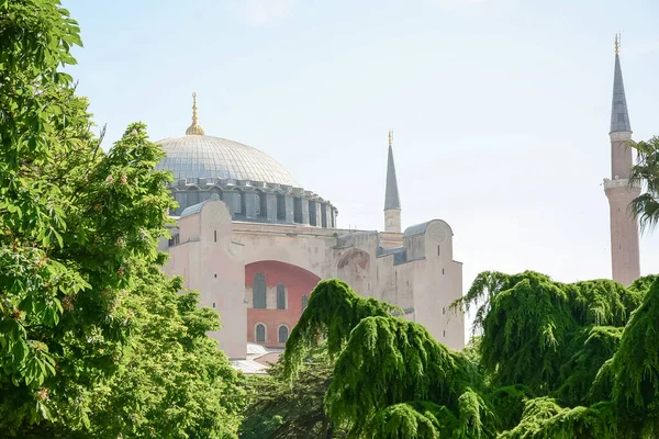 Büyük tarihi bina Ayasofya, İstanbul, Türkiye.