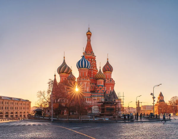 Rays Sun Basil Cathedral Red Square Sunny Day Monument Minin — Stock Photo, Image