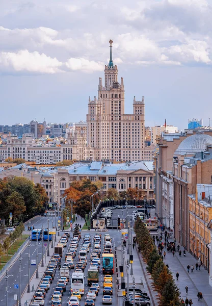 Moscow Russie September 2019 Stalins Wolkenkrabber Kotelnicheskaja Dijk Zicht Stad — Stockfoto