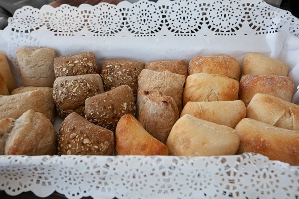 Bread Basket Several Delicious Buns — Stock Photo, Image